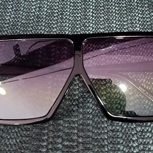 Stylish Black Sunglasses